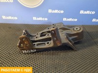 Кронштейн крепления передней рессоры левый